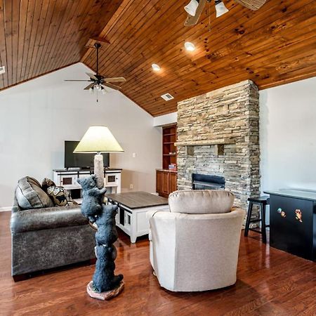 Sweet Pea Cottage Updated Furnishings Arcade Game Hoa Community Outdoor Pool Pigeon Forge Extérieur photo